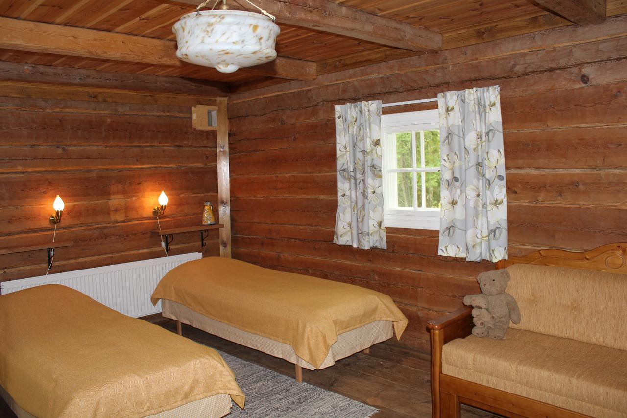 Nukula Guestrooms Oravasaari Exterior photo